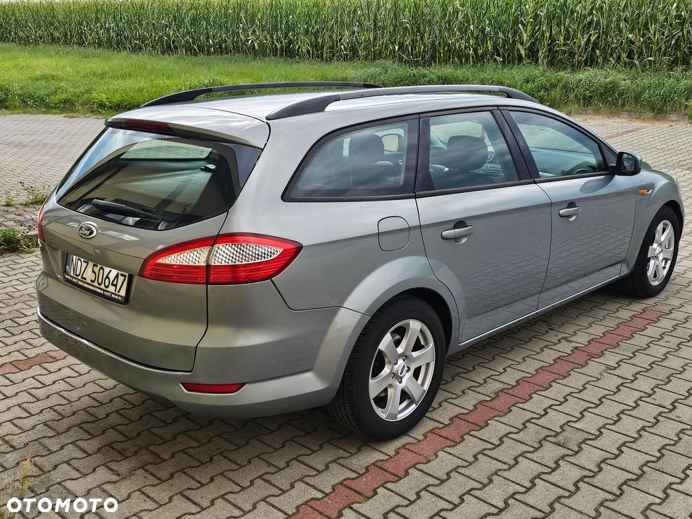 Ford Mondeo 2.0 Ambiente - 3