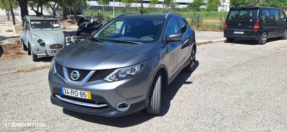 Nissan Qashqai 1.5 dCi N-Connecta - 2