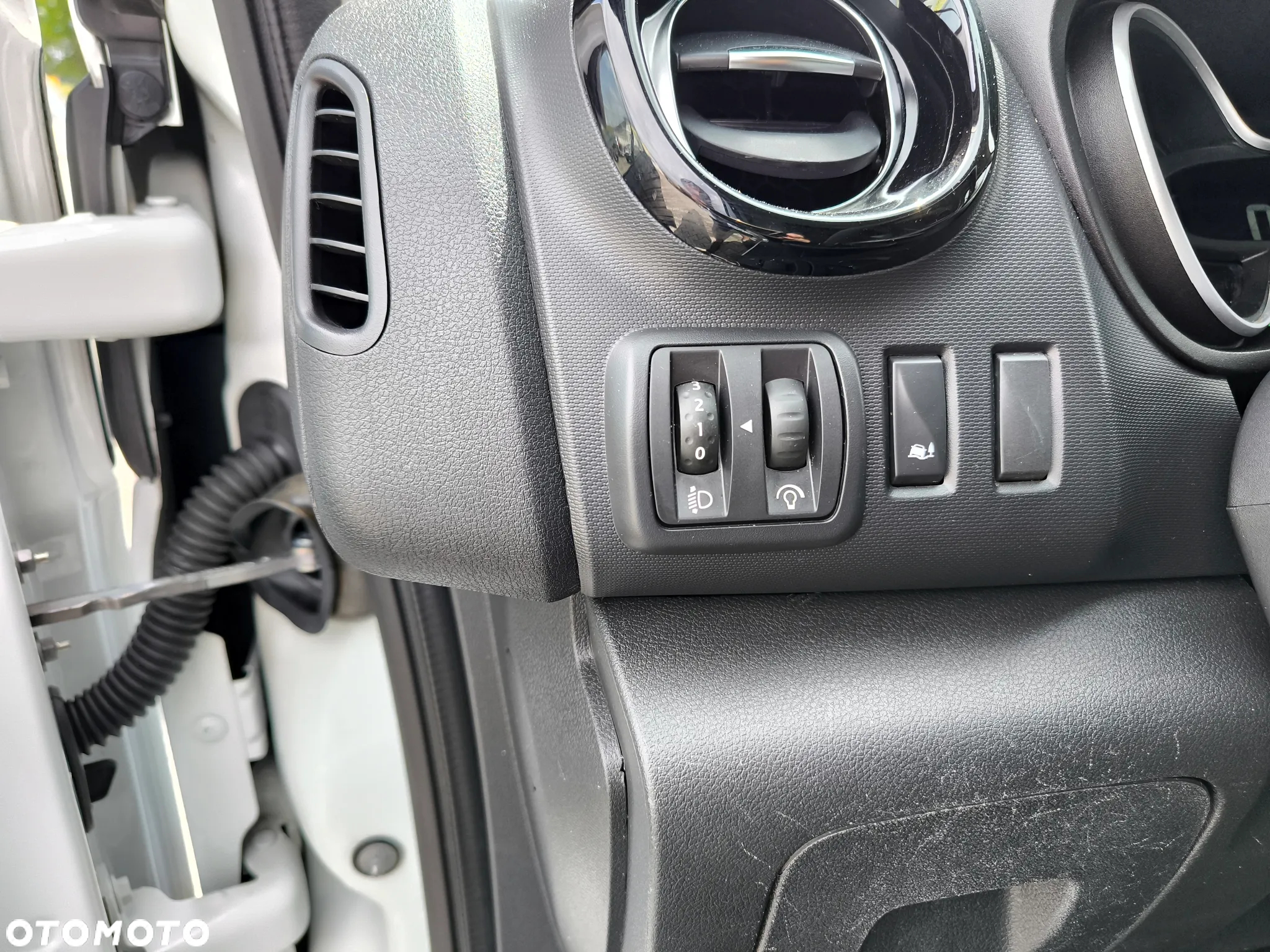 Renault Trafic - 19