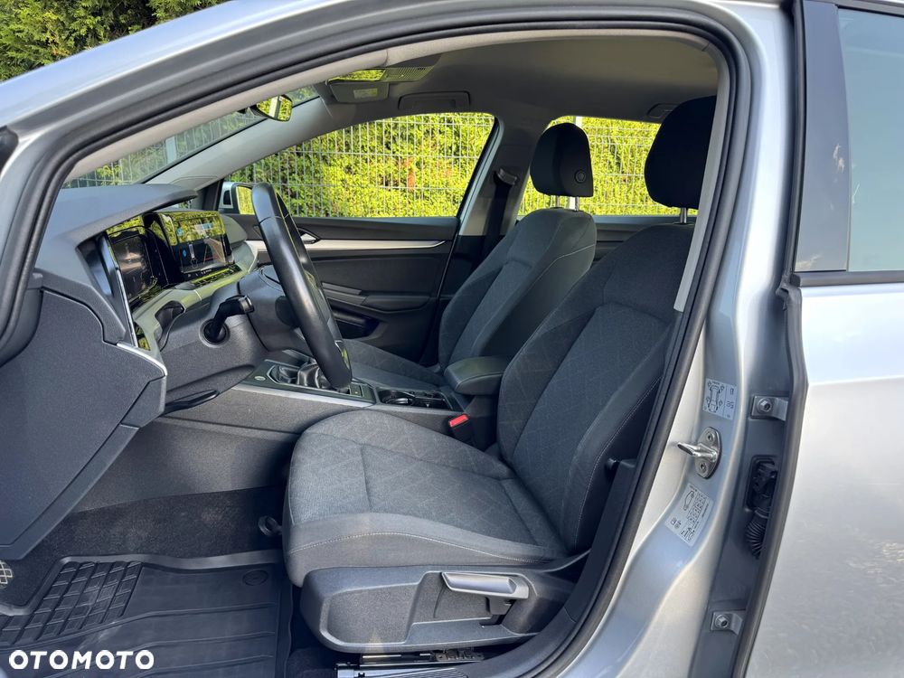 Volkswagen Golf 2.0 TDI Life - 24