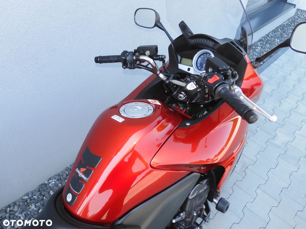 Honda CBF - 21