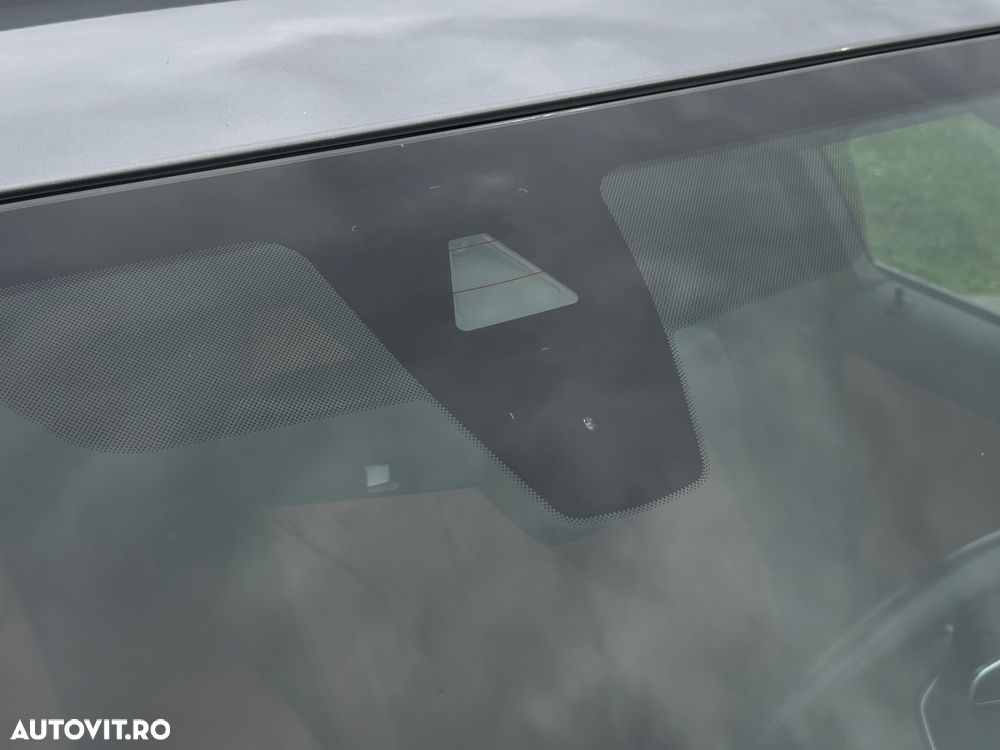 BMW 3 Series 2022 — imagine 26