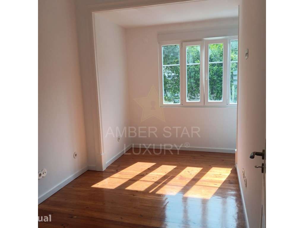 Apartamento T3 totalmente remodelado na Av. General Roçadas - Grande imagem: 5/17