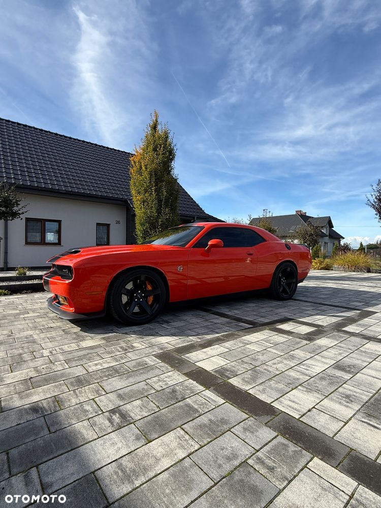 Dodge Challenger 6.2 Hellcat - 5