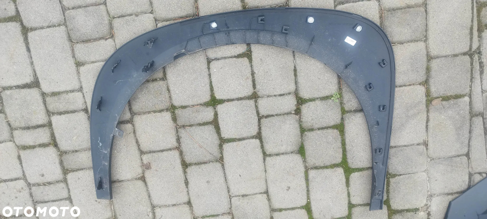 listwa błotnika L+P aygo x - 5