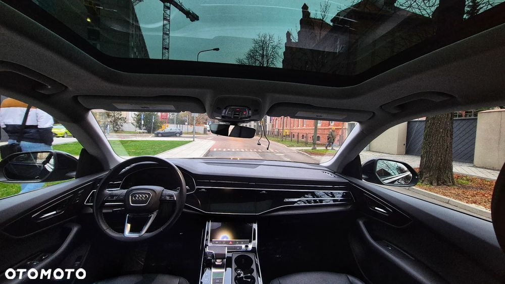 Audi Q8 55 TFSI quattro tiptronic - 15