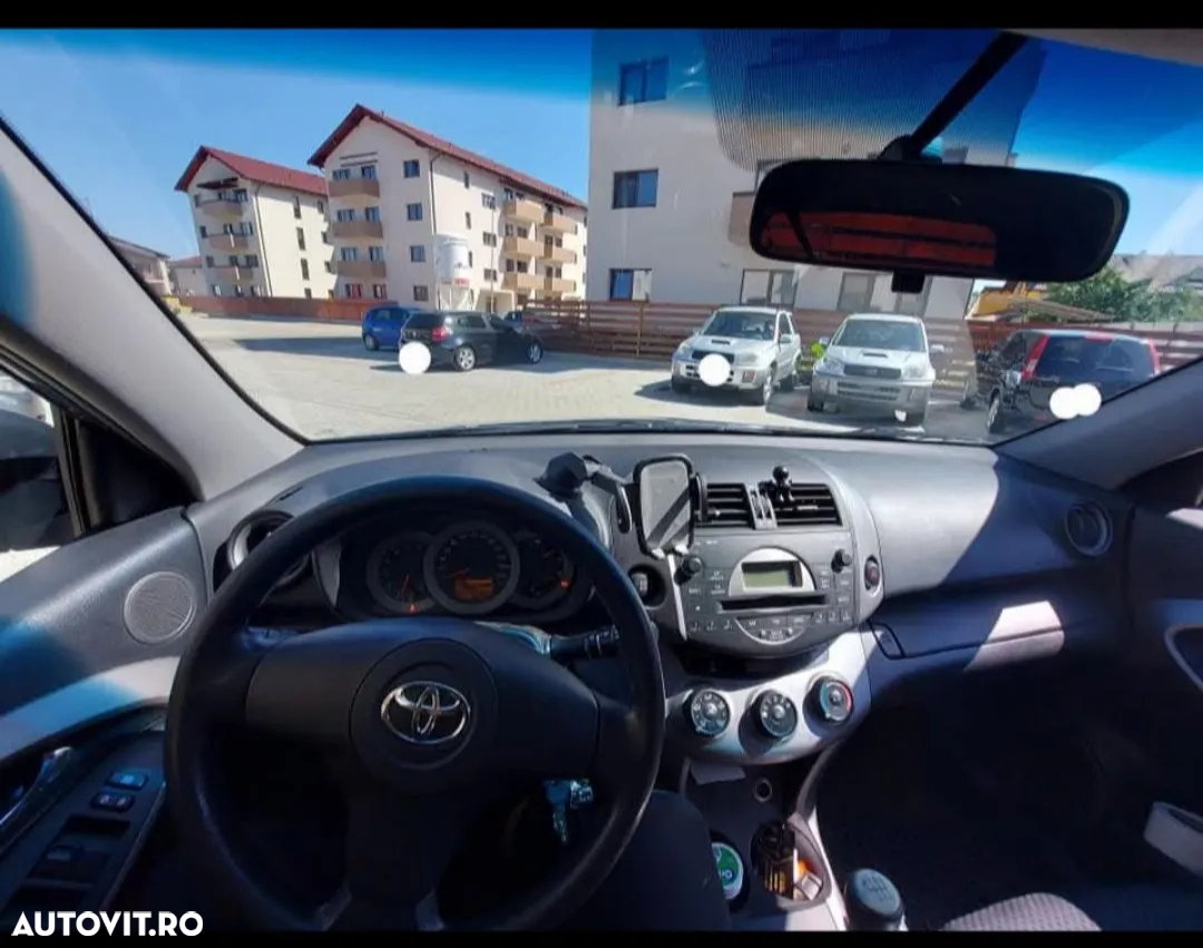 Toyota RAV4 2.2 D-4D Confort - 5