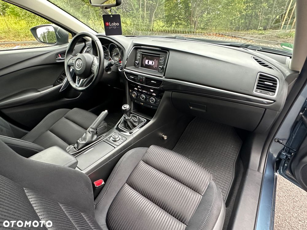 Mazda 6 2.0 Exclusive + - 27
