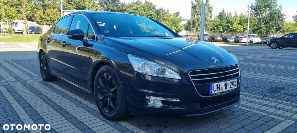 Peugeot 508 RXH Hybrid4 - 13