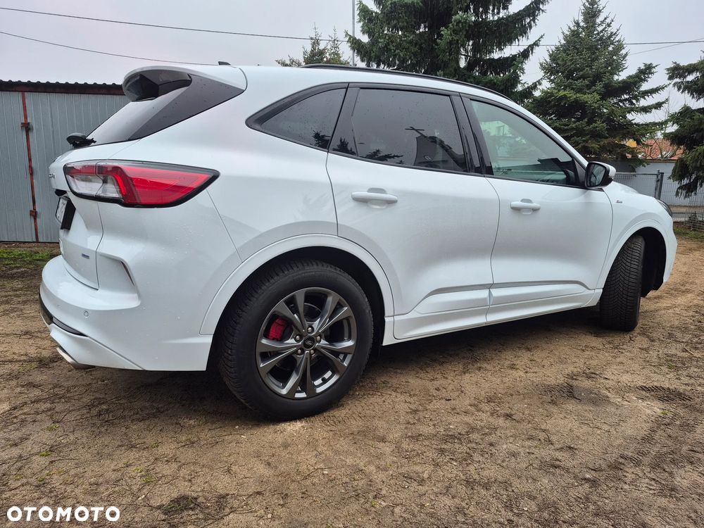 Ford Kuga 1.5 EcoBoost ST-LINE - 4