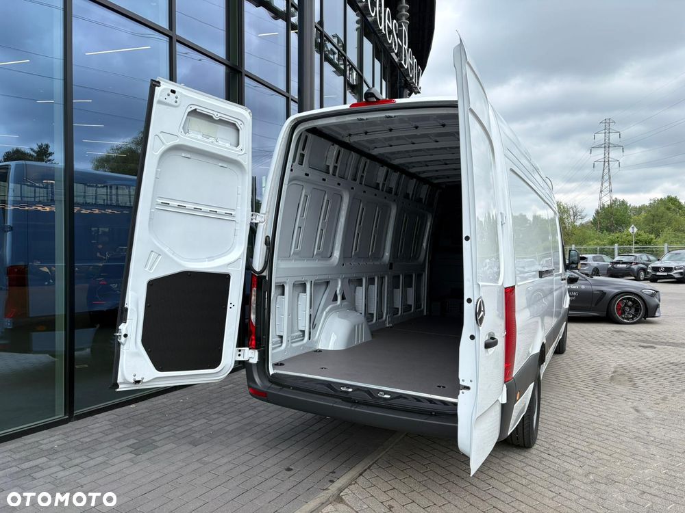 Mercedes-Benz Sprinter - 7