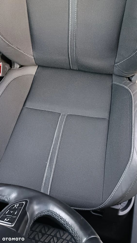 Ford C-MAX 1.0 EcoBoost Start-Stopp-System Champions Edition - 14