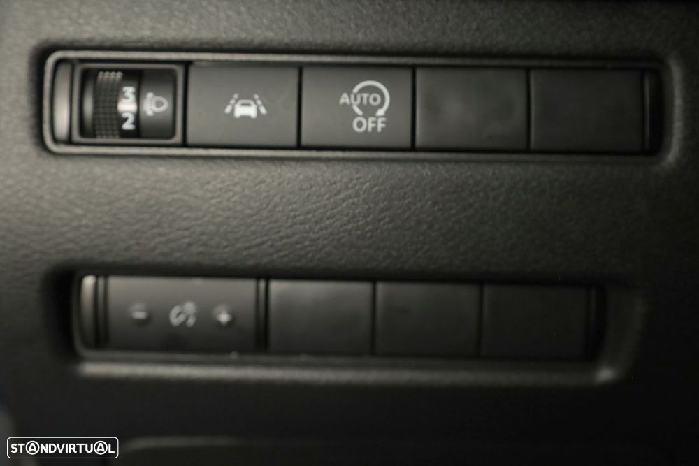 Nissan Qashqai 1.3 DIG-T N-Connecta LED Xtronic - 20