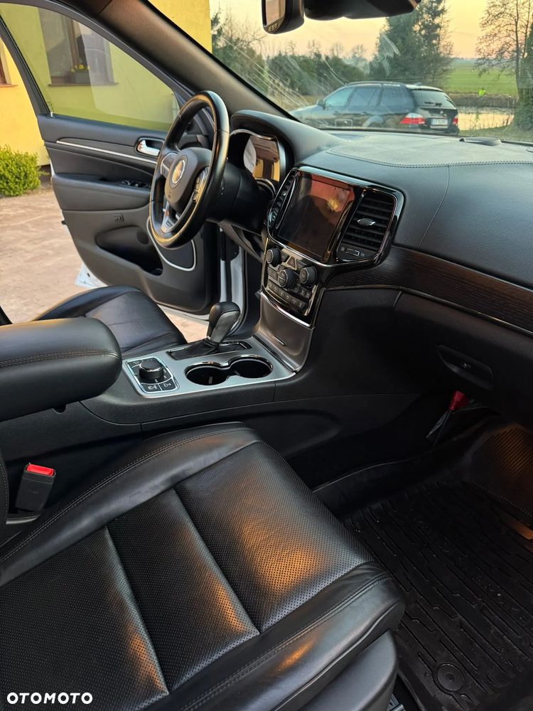 Jeep Grand Cherokee 5.7 V8 HEMI Summit - 20