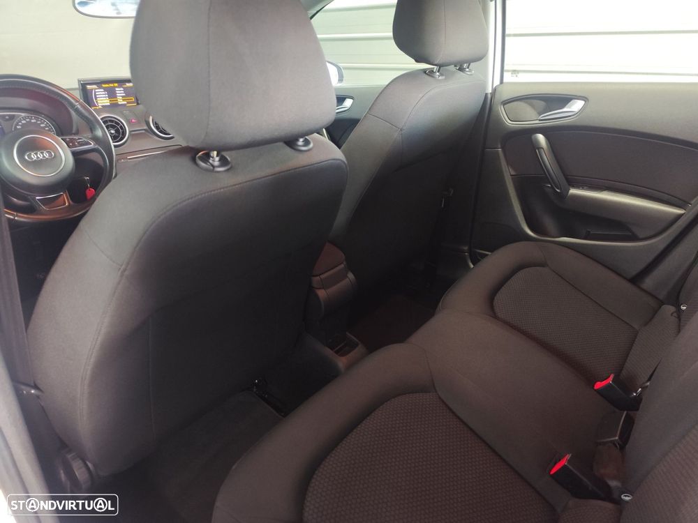 Audi A1 Sportback 1.4 TDI Design - 24