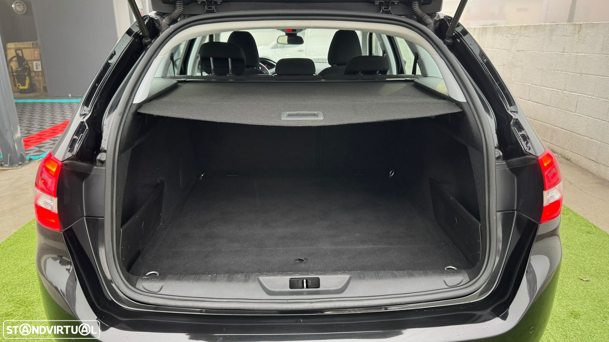 Peugeot 308 SW 1.2 PureTech Style - 8