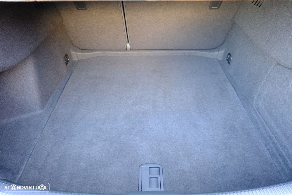 Audi A3 Limousine 1.6 TDI Design - 27