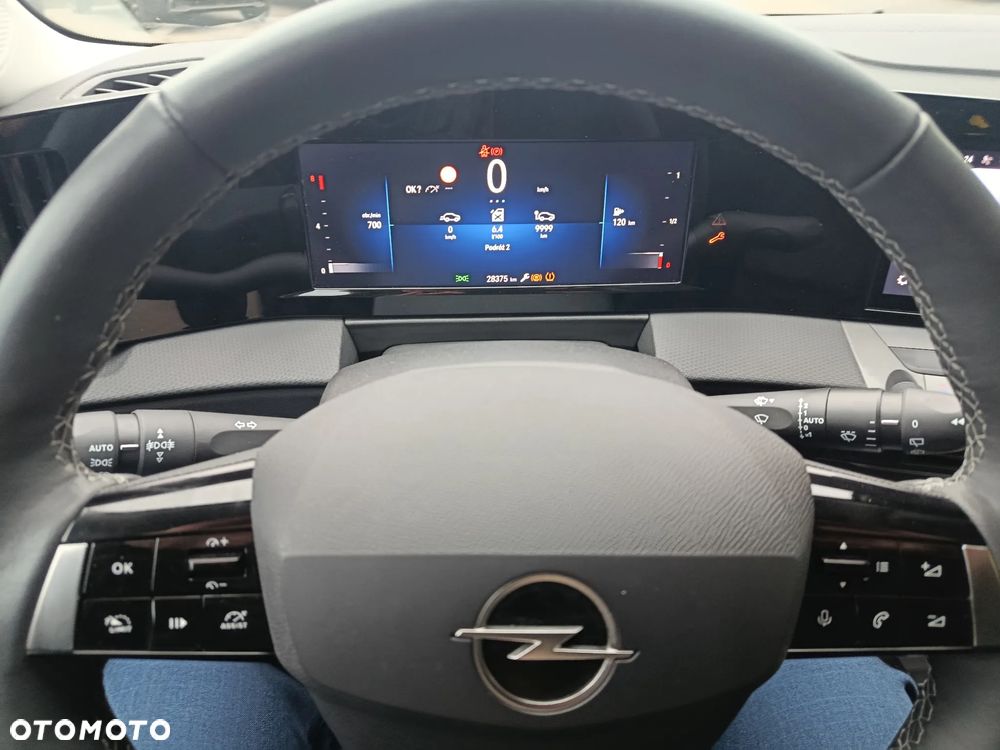 Opel Astra 1.2 T Business Edition S&S - 6