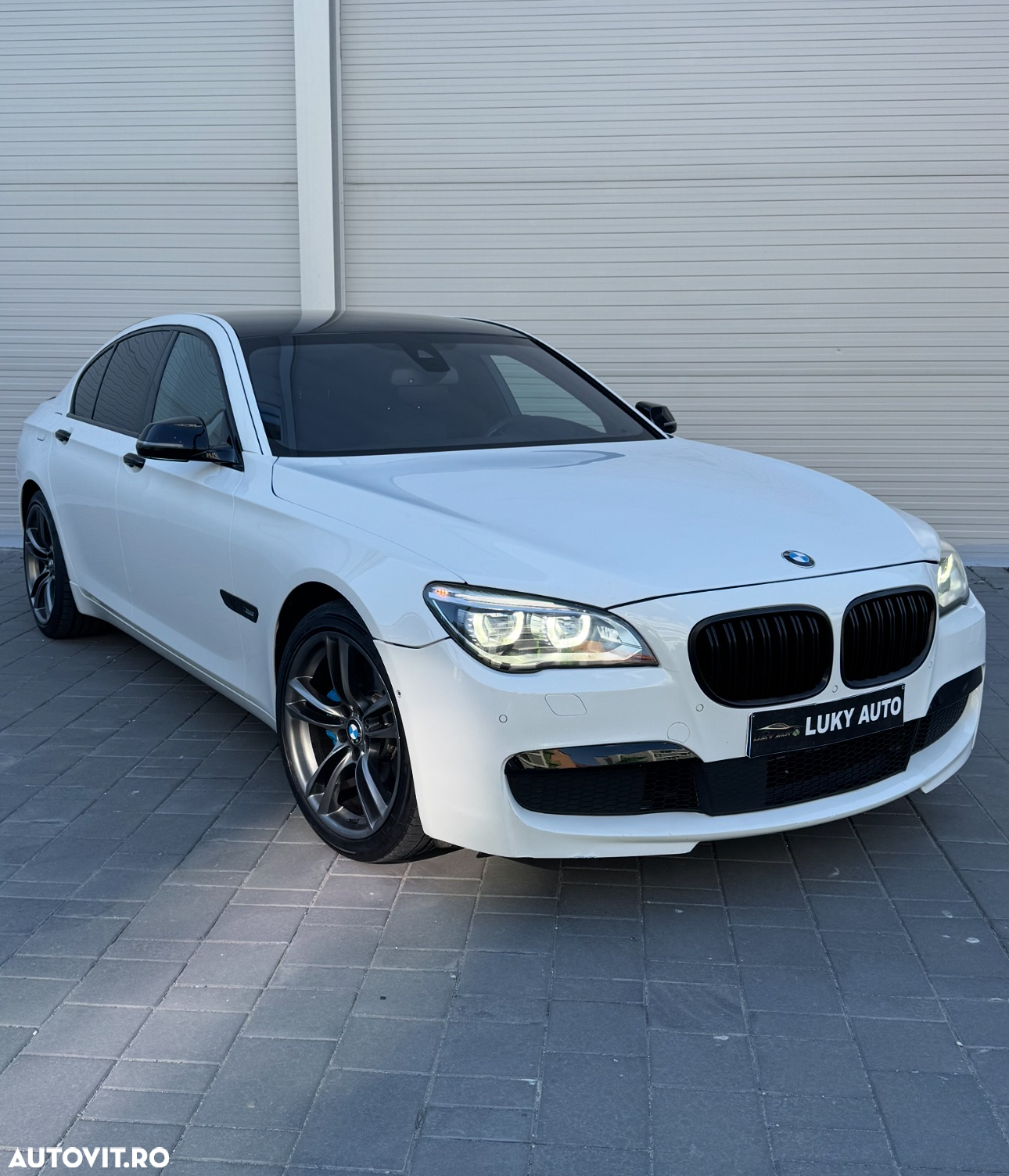 BMW Seria 7 - 8