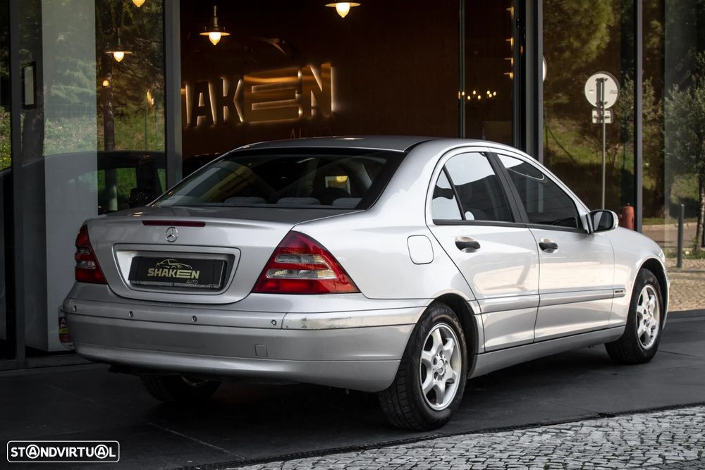 Mercedes-Benz C 220 - 4