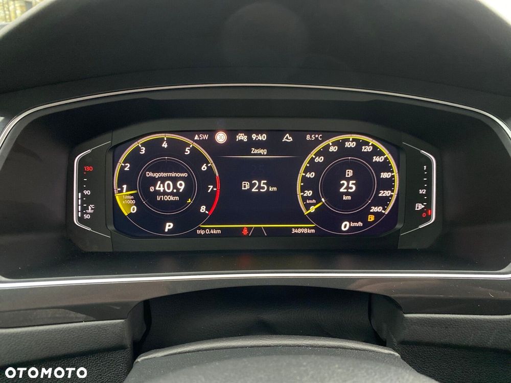 Volkswagen Tiguan - 24