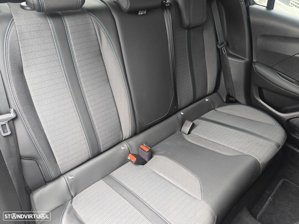 Peugeot 208 1.2 PureTech Allure Pack - 14