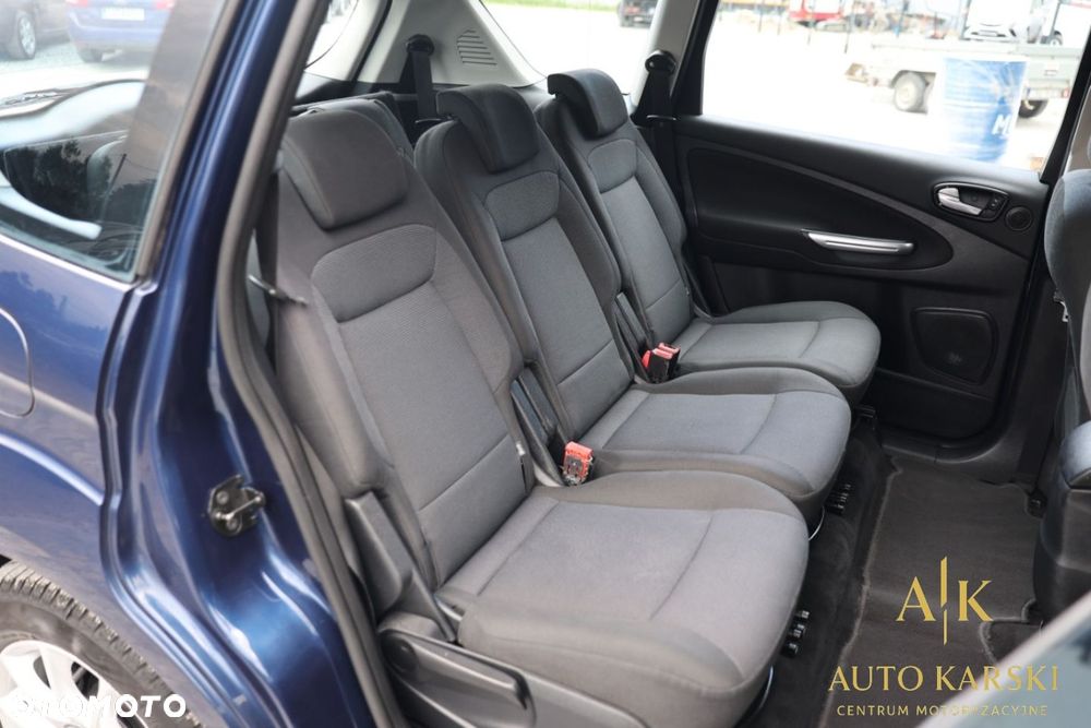 Ford S-Max - 31