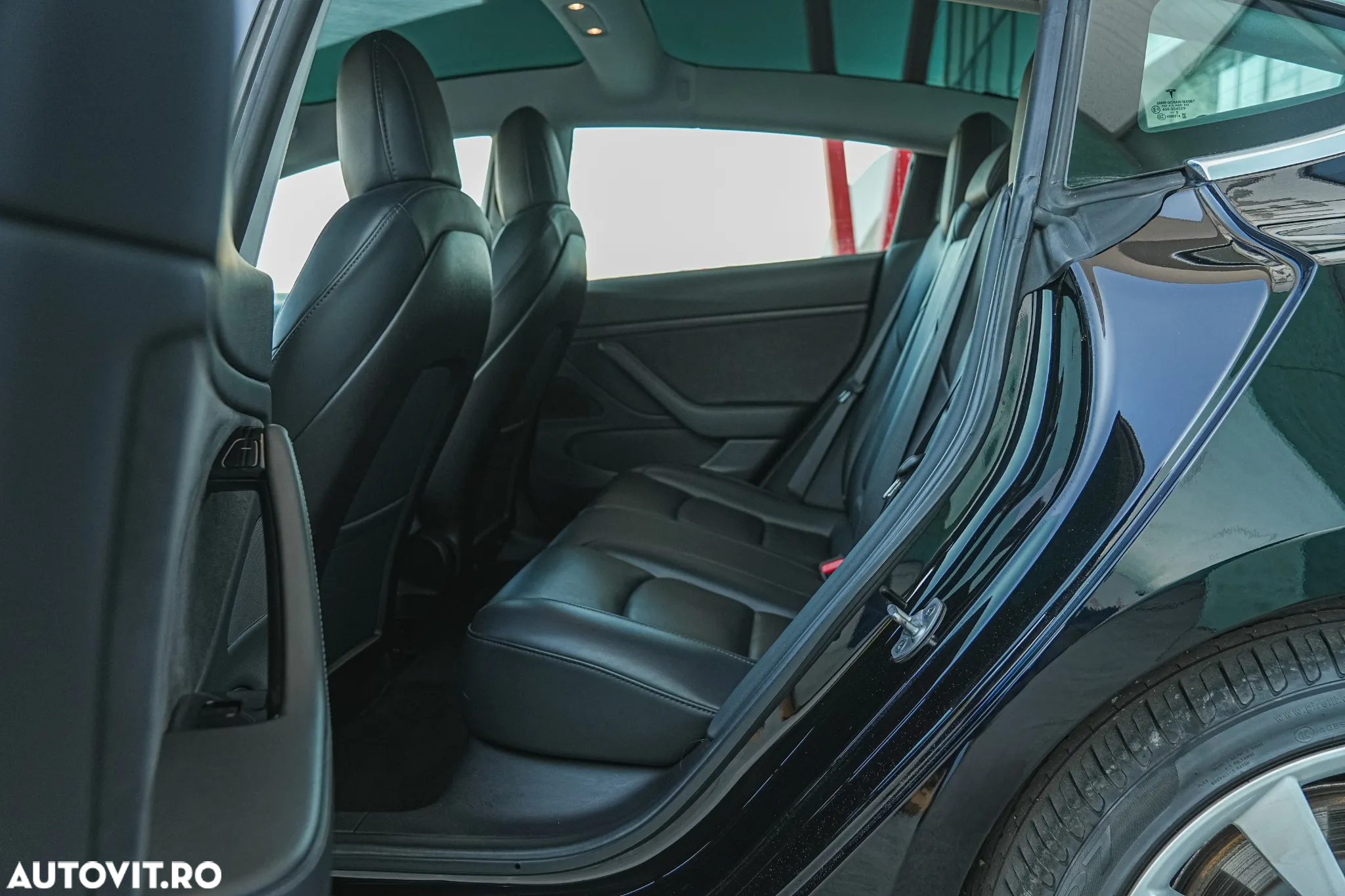 Tesla Model 3 Langstreckenbatterie Allradantrieb Dual Motor - 11
