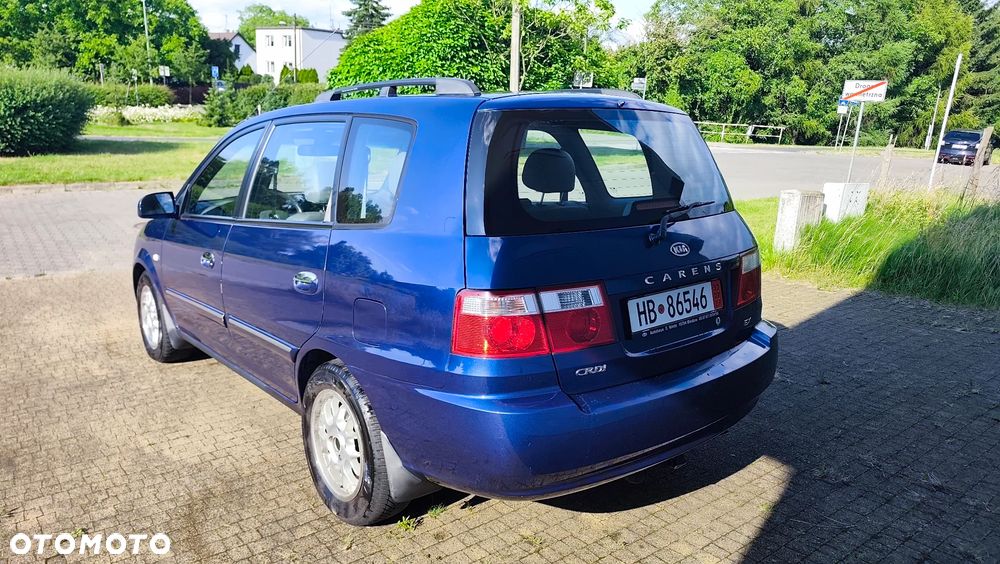 Kia Carens CRDi EX - 23