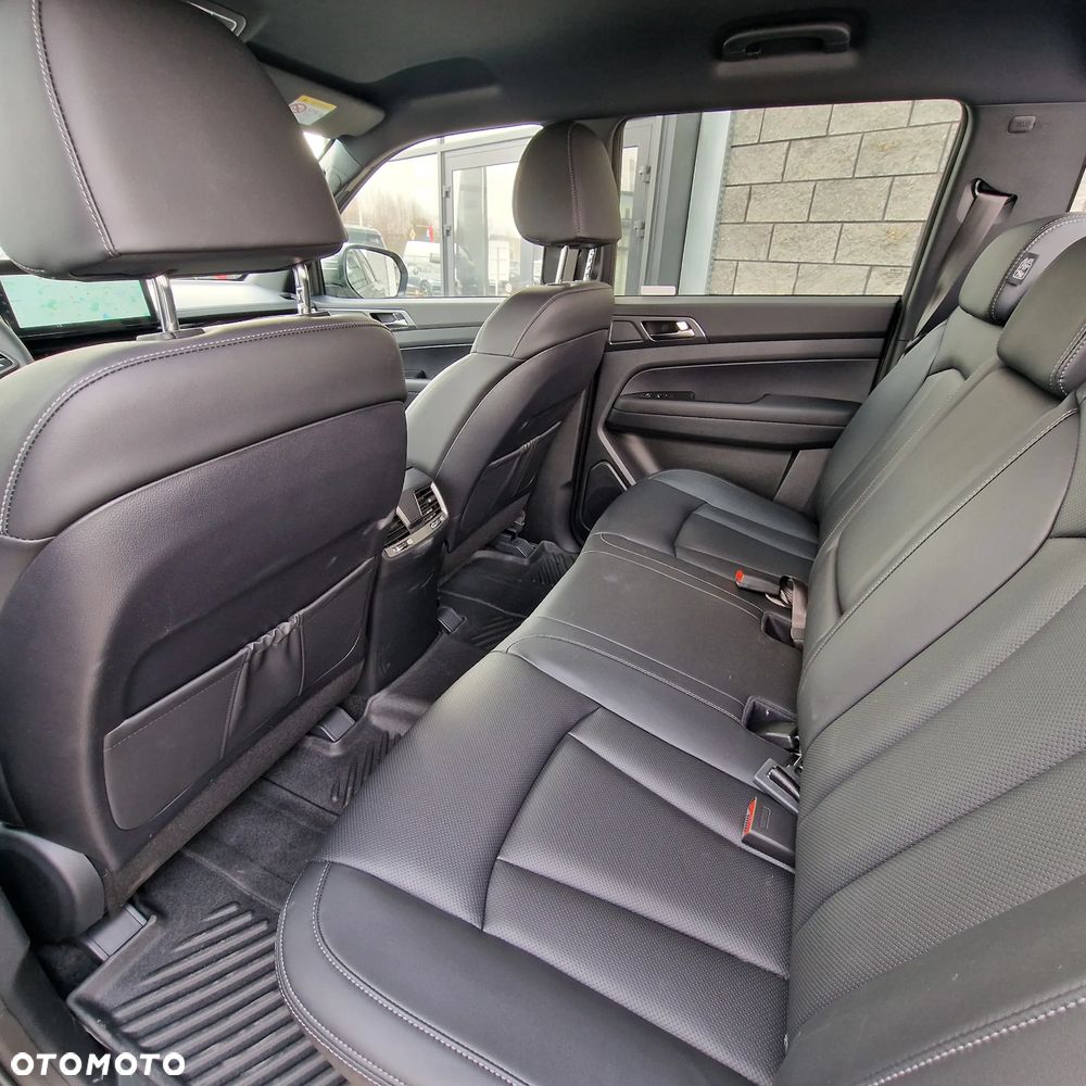 SsangYong Musso Grand - 13