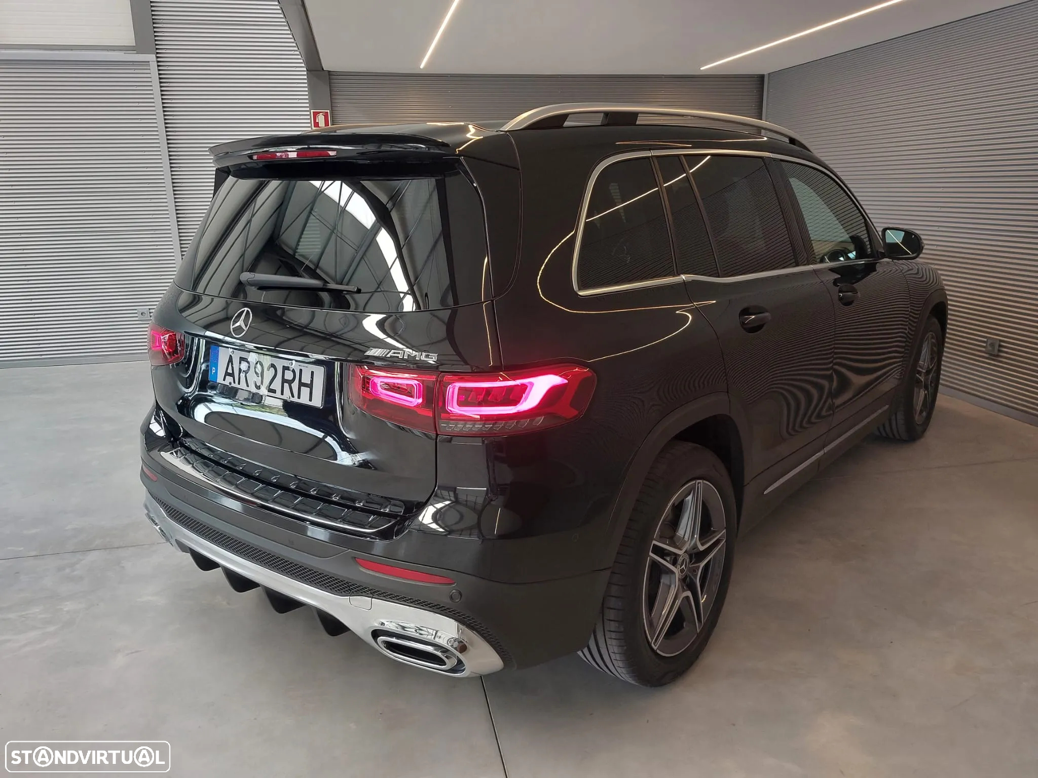 Mercedes-Benz GLB 200 AMG Line - 8
