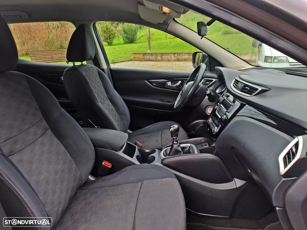 Nissan Qashqai 1.5 dCi Acenta Connect - 22