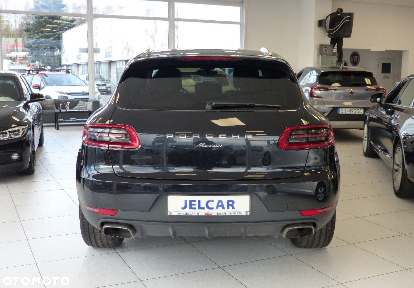 Porsche Macan - 5