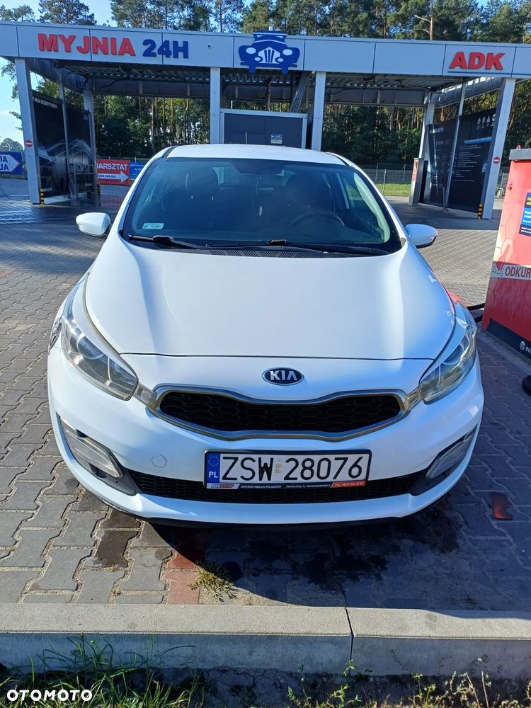 Kia Ceed - 1