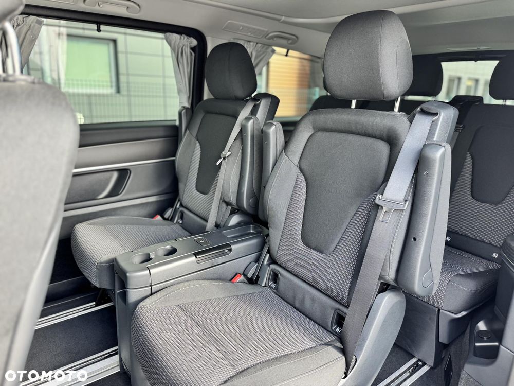 Mercedes-Benz Klasa V - 17