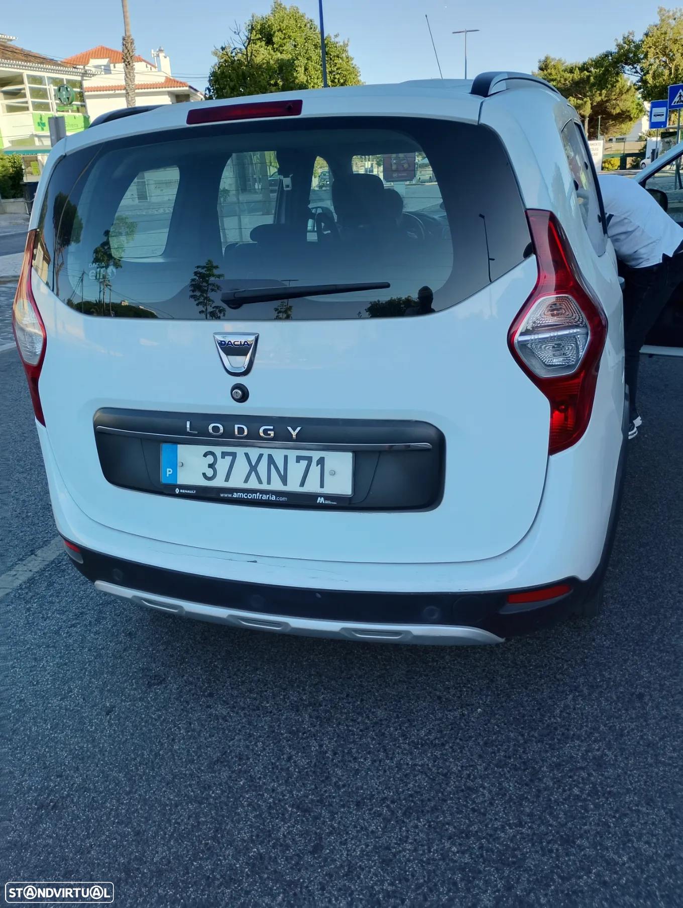 Dacia Lodgy 1.5 Blue dCi Stepway 7L - 5