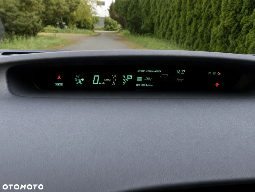 Toyota Prius - 13