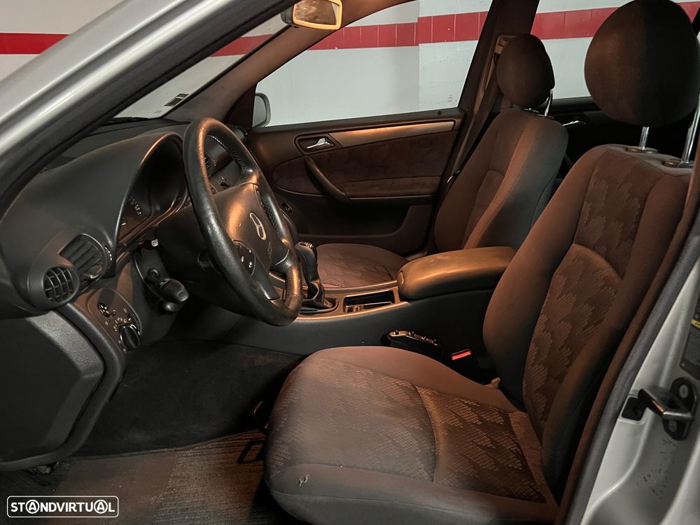 Mercedes-Benz C 270 T CDI Avantgarde - 6