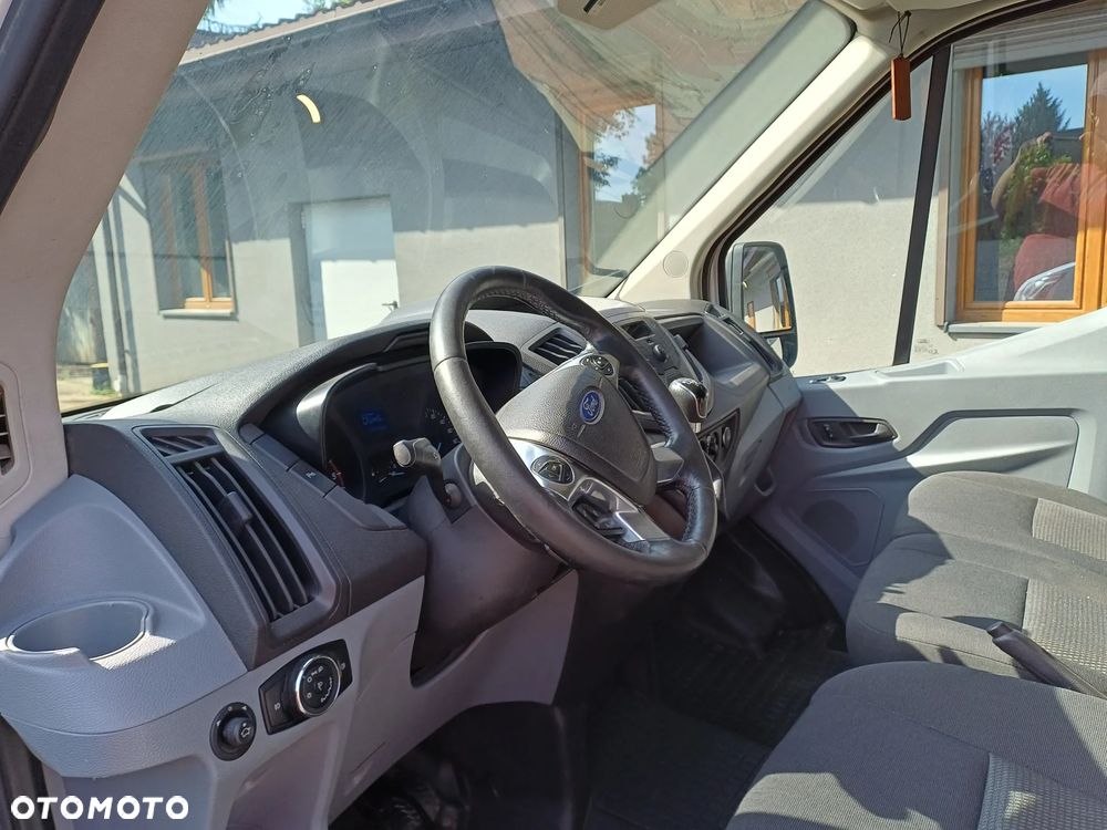 Ford Transit - 8
