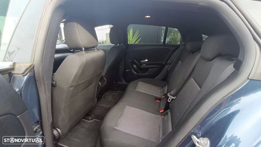 Mercedes-Benz CLA 180 d Shooting Brake - 31