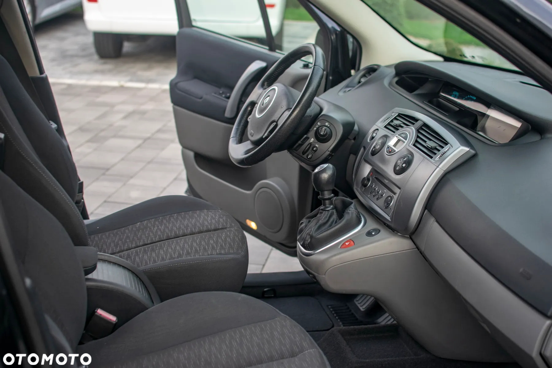 Renault Scenic - 5