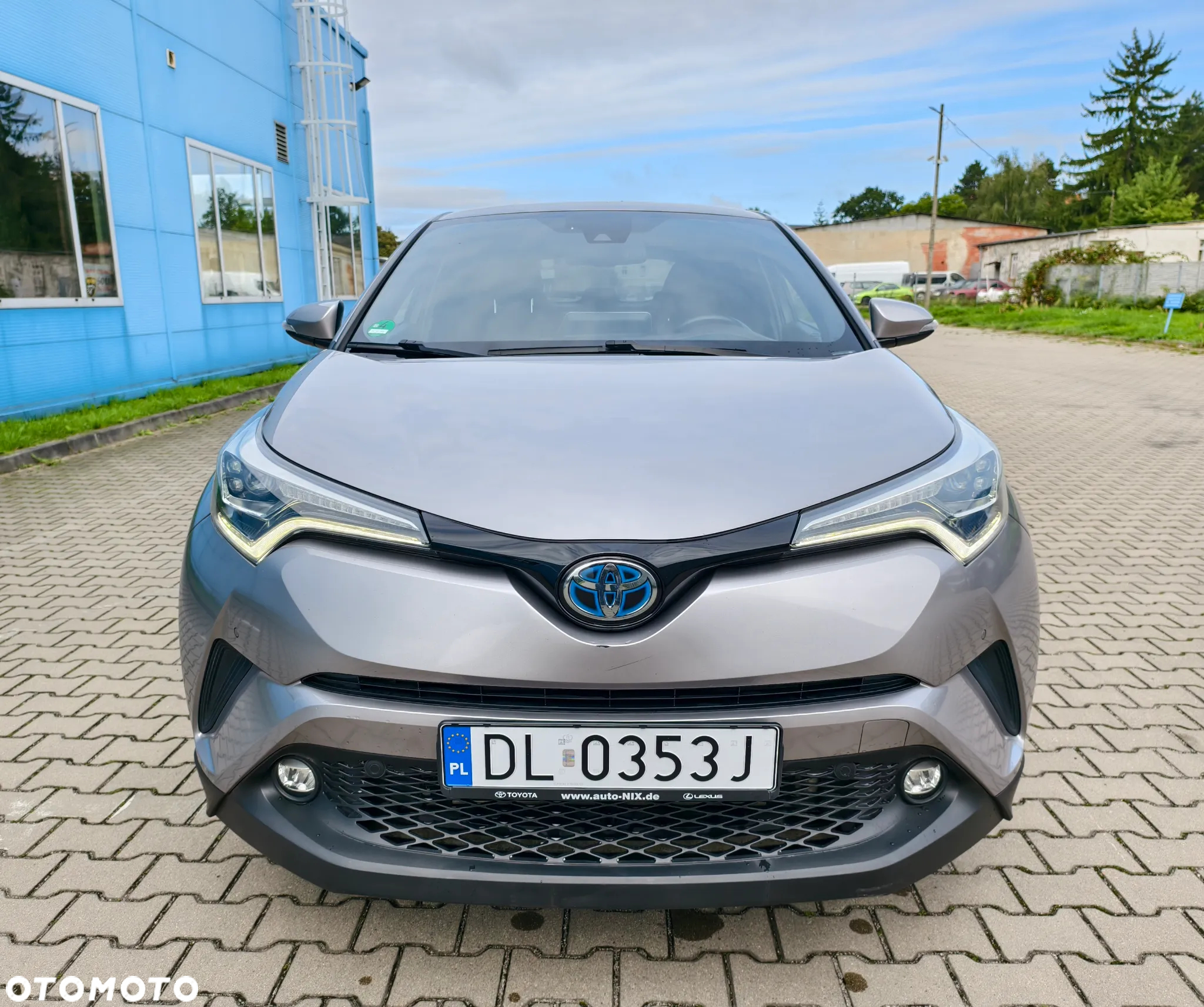 Toyota C-HR Hybrid Lounge - 9