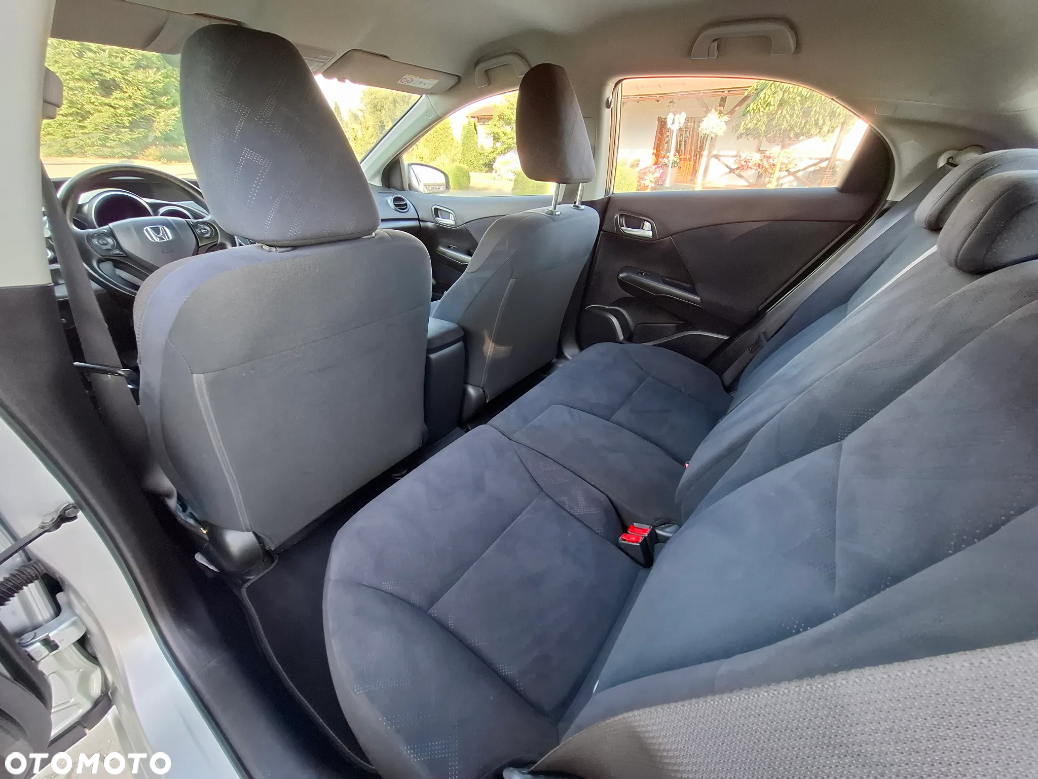 Honda Civic 1.6 i-DTEC Executive Navi - 18