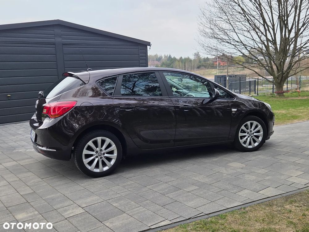 Opel Astra 1.6 Edition 150 - 16