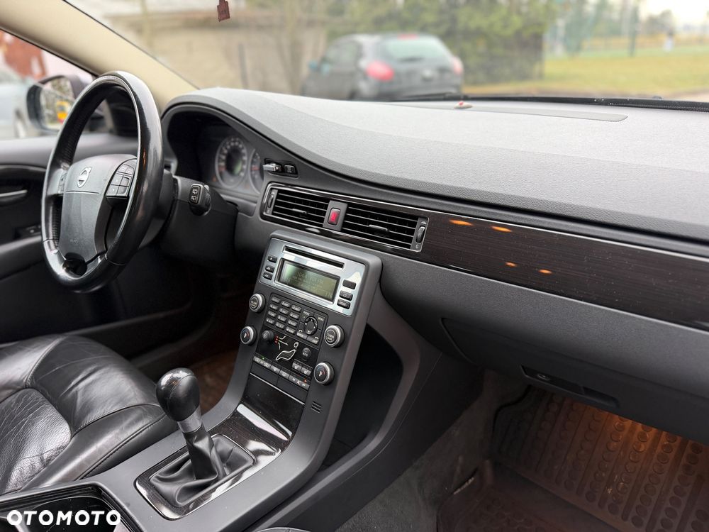 Volvo V70 2.5T Momentum - 7