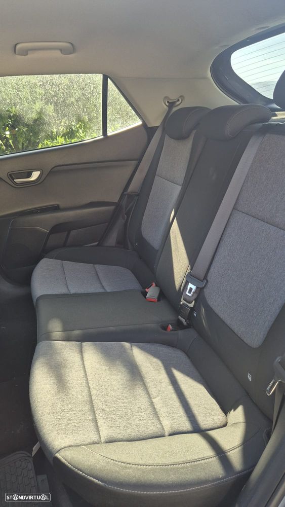 Kia Stonic 1.2 Dynamic - 6