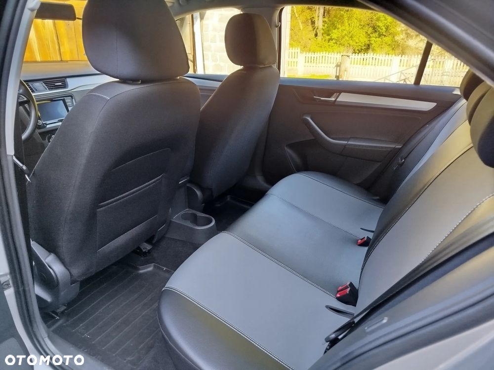 Skoda RAPID 1.0 TSI Ambition - 11