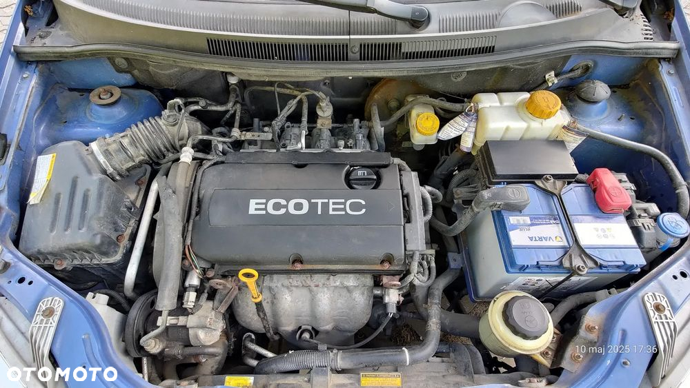 Chevrolet Aveo 1.4 16V LS - 6
