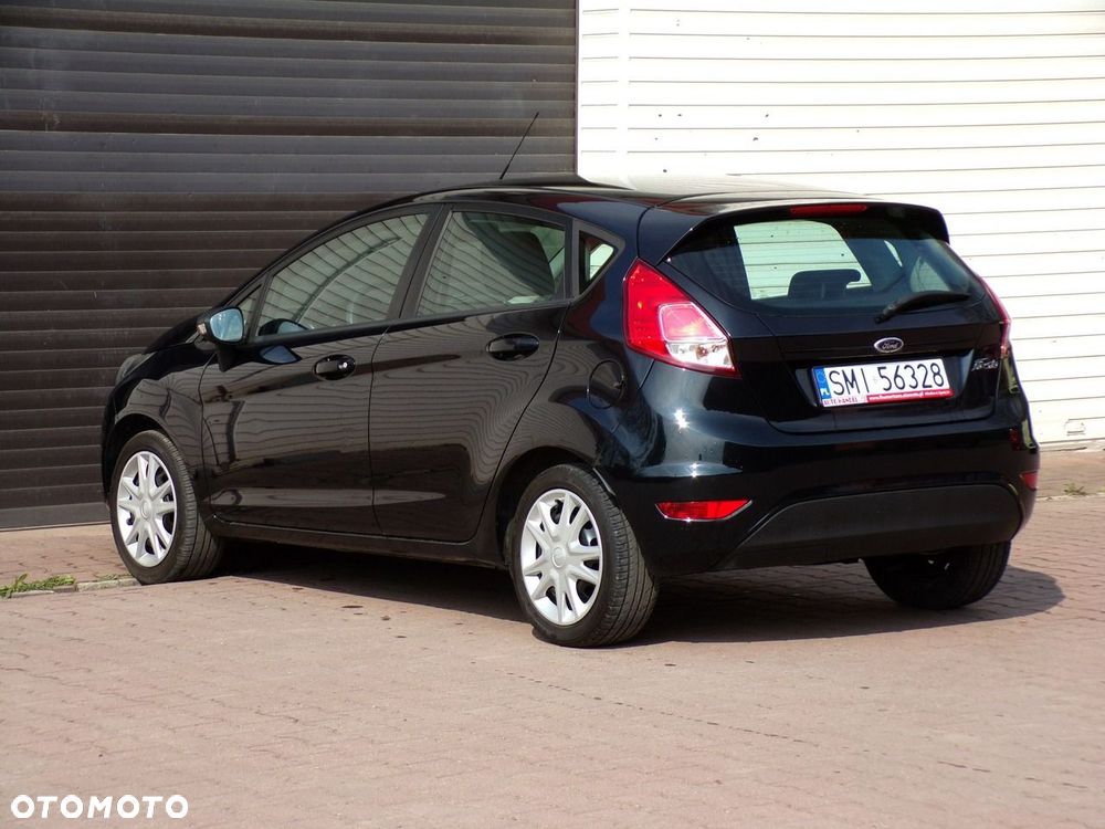 Ford Fiesta - 10