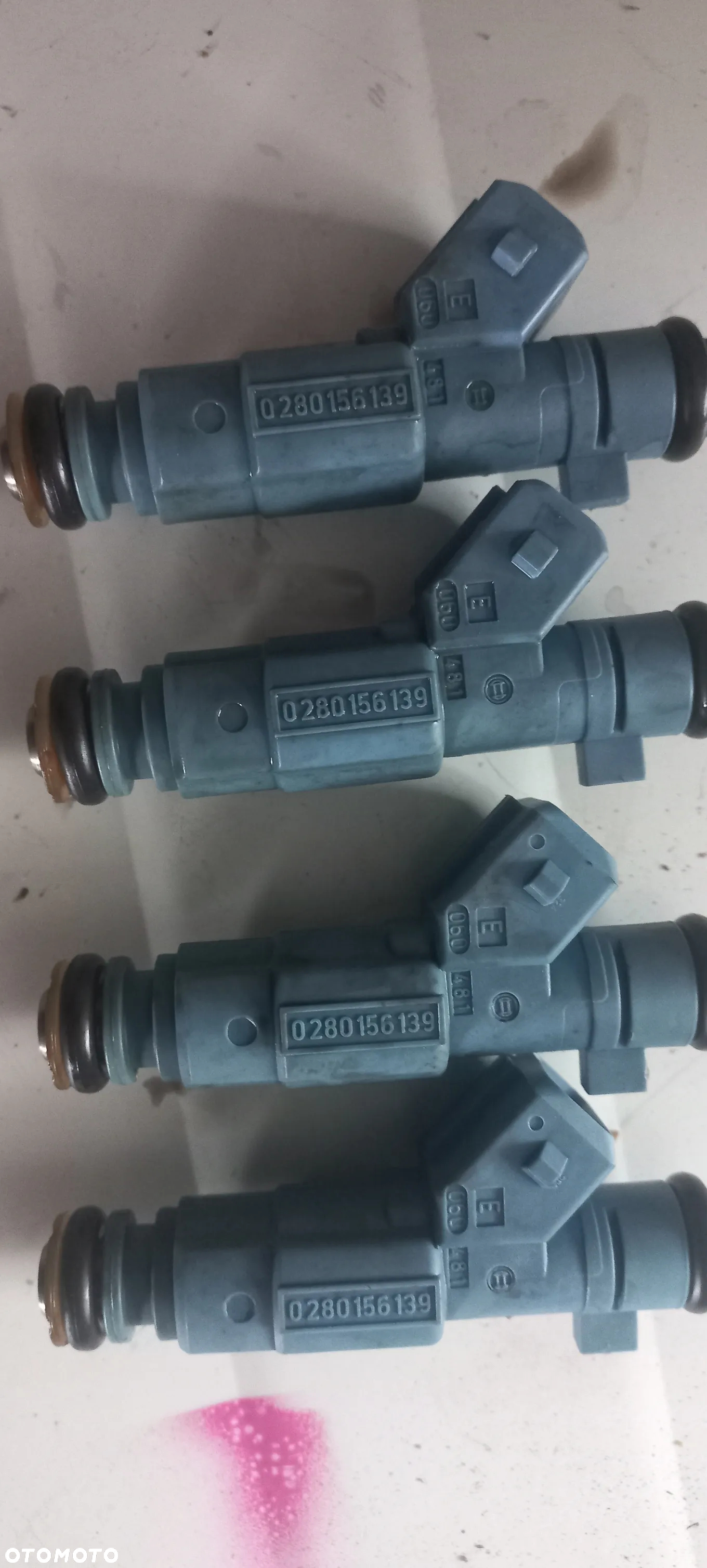 Wtryskiwacz peugeot citroen 2.0 16v RFK 0280156139 - 2